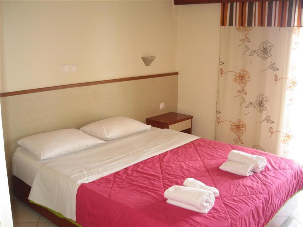 Bella Vista Hotel "By Checkin" แอร์ซอนิสซอส ห้อง รูปภาพ