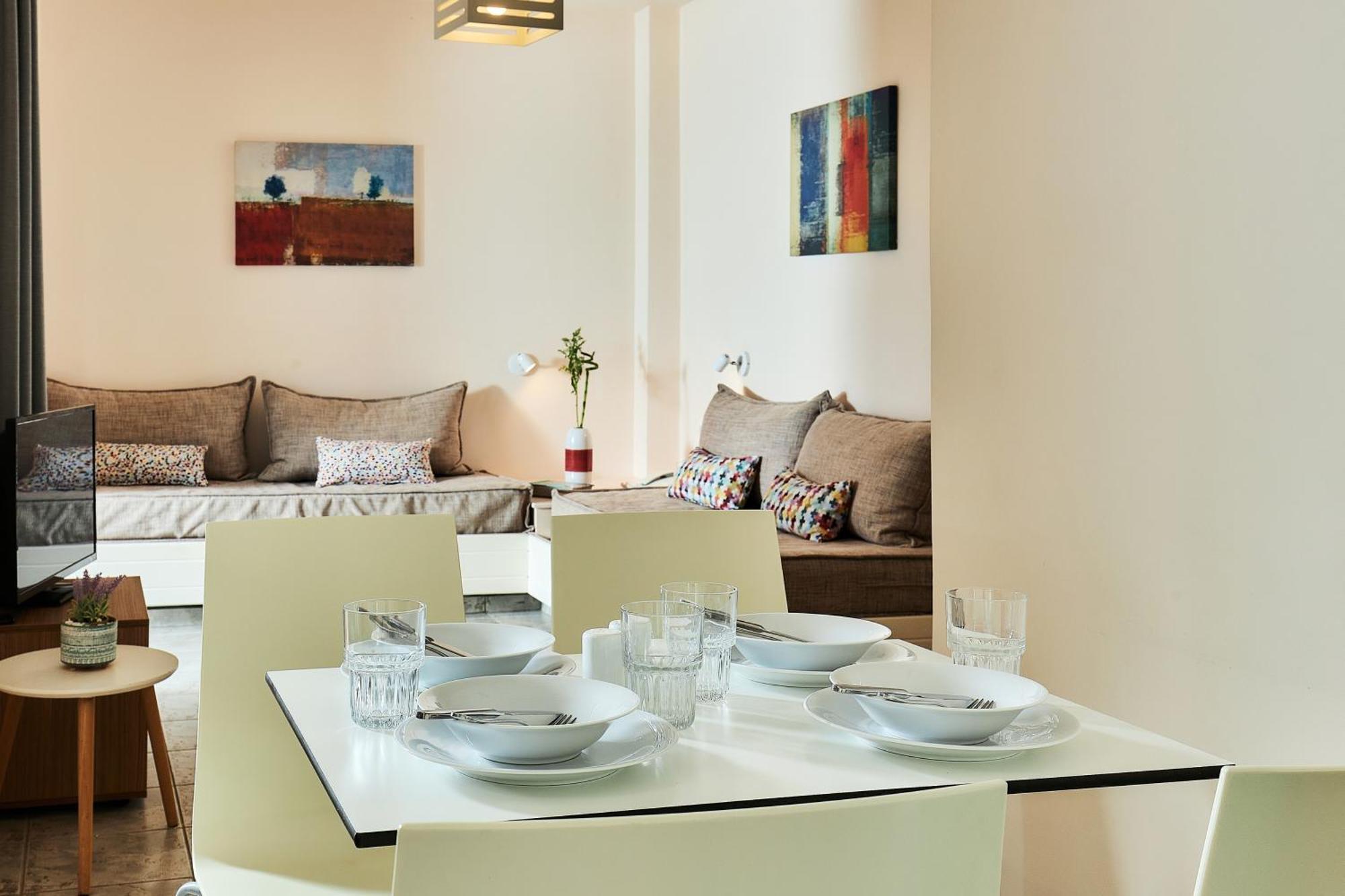 Bella Vista Hotel "By Checkin" แอร์ซอนิสซอส ภายนอก รูปภาพ