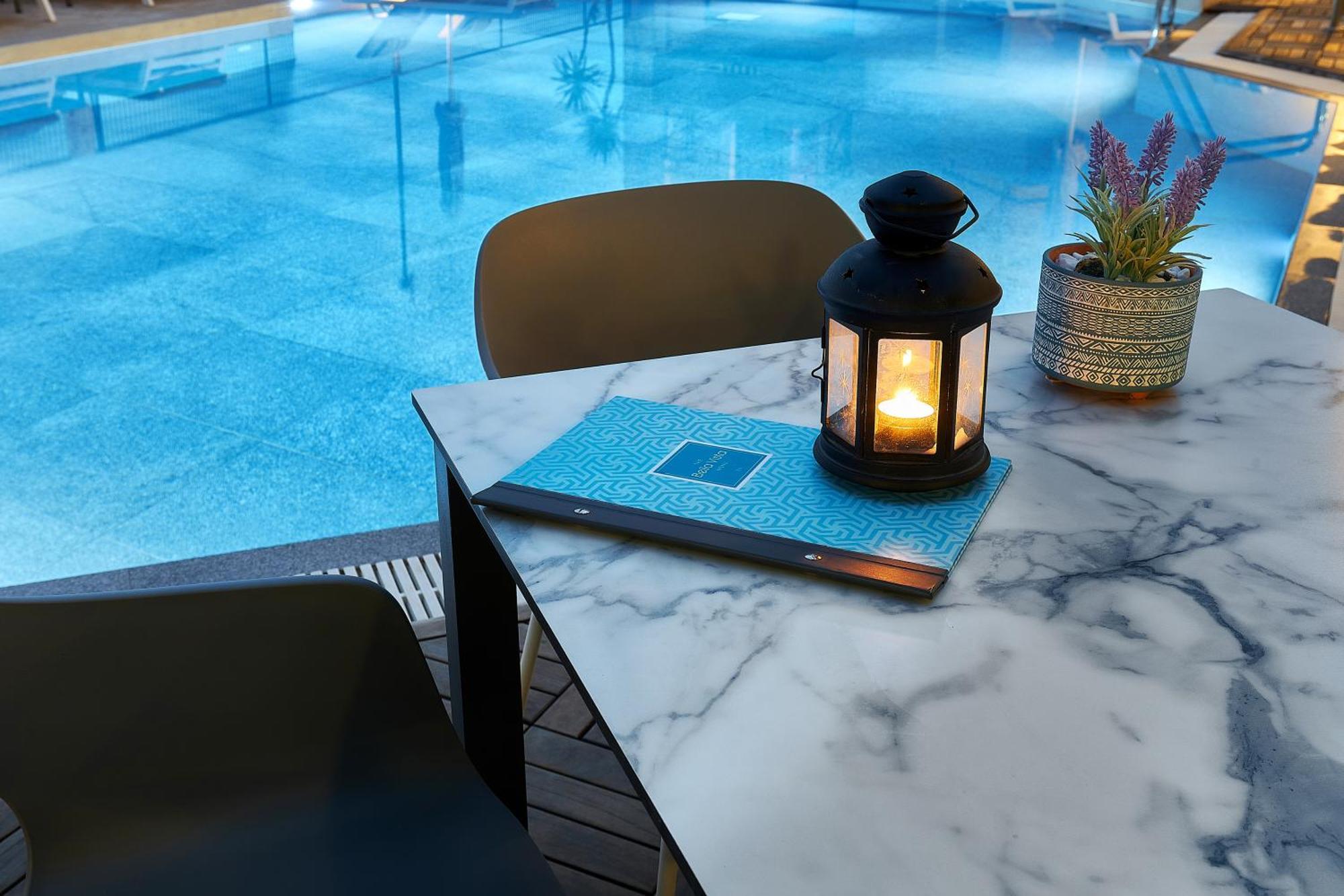 Bella Vista Hotel "By Checkin" แอร์ซอนิสซอส ภายนอก รูปภาพ