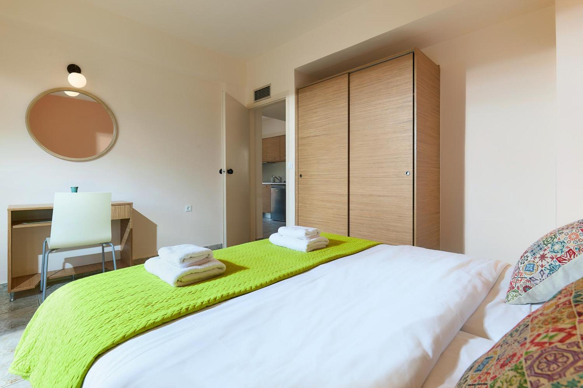 Bella Vista Hotel "By Checkin" แอร์ซอนิสซอส ภายนอก รูปภาพ
